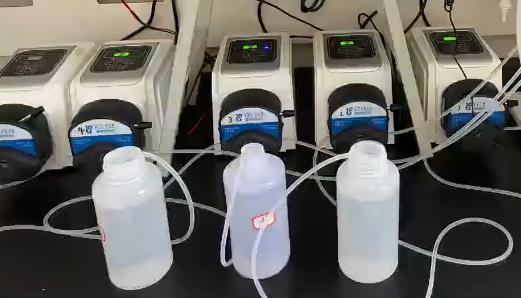 【電腦控制】一臺電腦控制多臺BT100-2J蠕動泵同時泵送液體